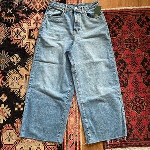 NWT Wild Fable Jeans 10 Highest Rise Wide Leg Ankle Light Wash